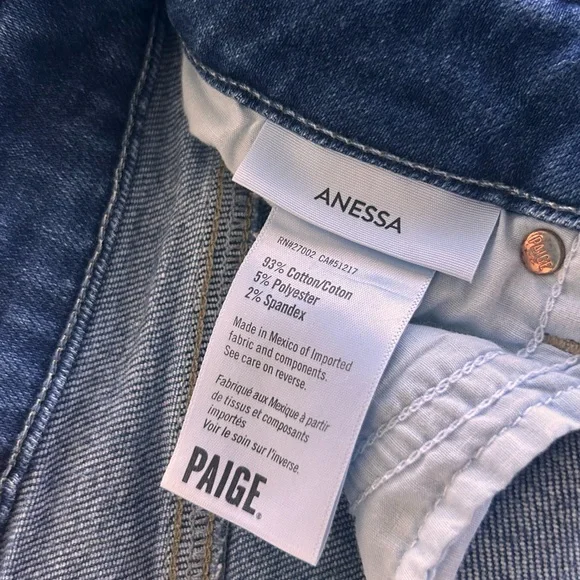 Paige Anessa dark wash jeans size 27, pre owned in perfect condition. - Picture 5 of 6